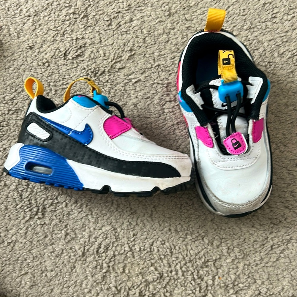 Toddler Nike AirMax sz 6c